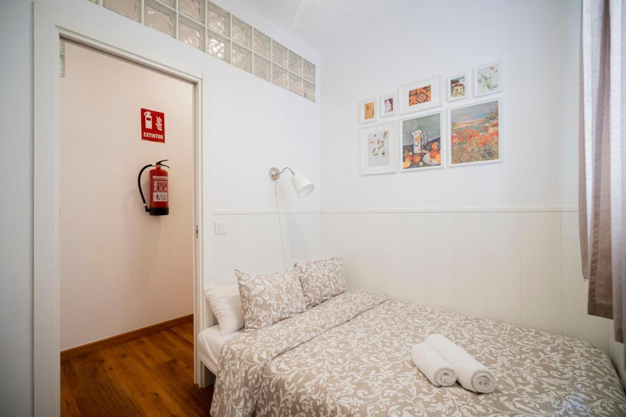 Apartamento La Latina II مدريد المظهر الخارجي الصورة