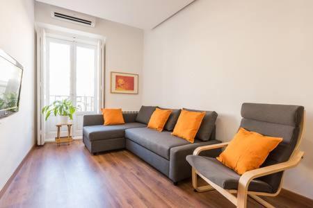 Apartamento La Latina II مدريد المظهر الخارجي الصورة